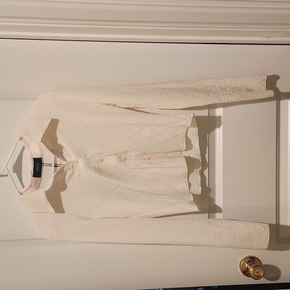 Off white comfy button up blouse